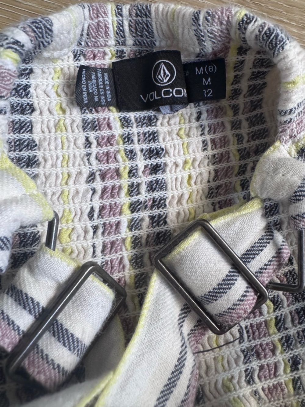Women’s Volcom Striped Sleeveless Romper size 8 medium - Picture 4 of 7